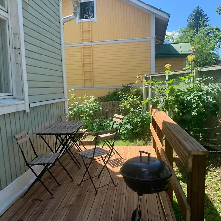 Self-service Wooden With Parking Near Aura River דירה