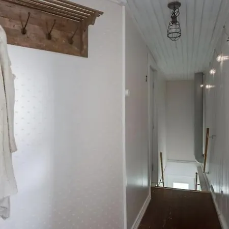 Self-service Wooden With Parking Near Aura River Apartamento Turku